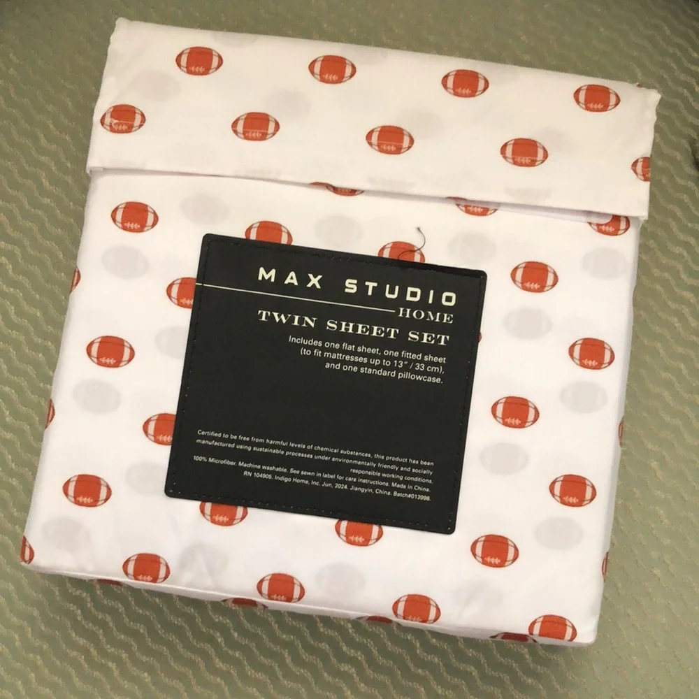 Max Studio FOOTBALL Sheet Set TWIN